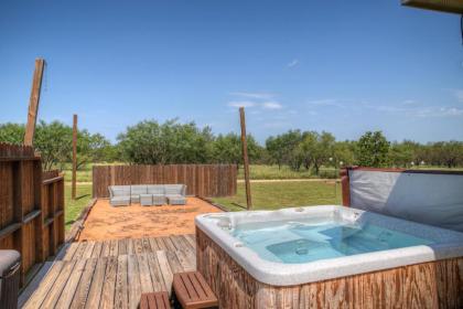 NEW Gorgeous Home with Hot Tub and Grill - image 3