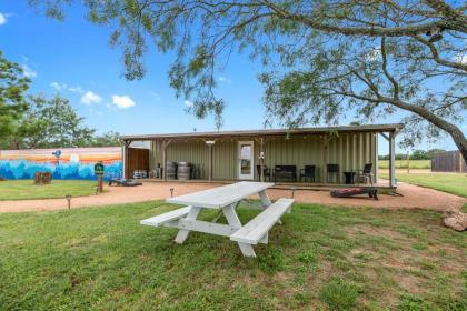 Stunning Luxury Travel Trailer Home with Hot Tub and Grill - image 13