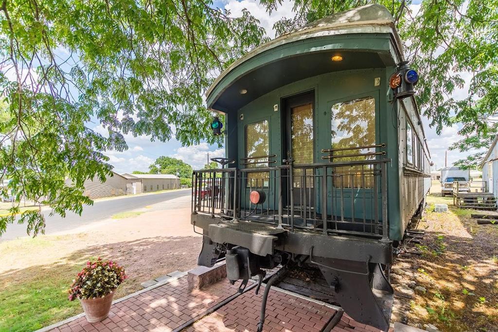 Pullman Train Car - image 5