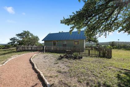 Cottage at Twin Oaks - image 11