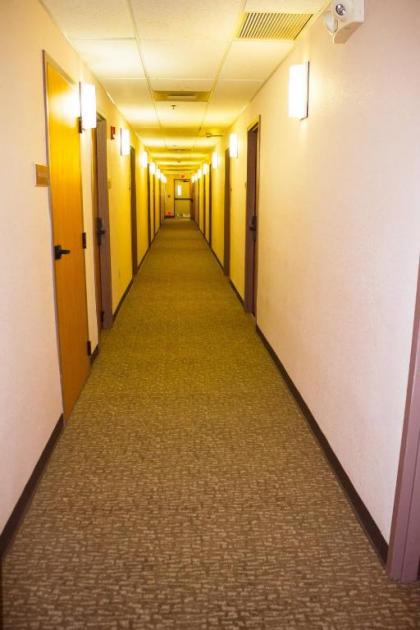 Americas Best Value Inn Fredonia - image 10