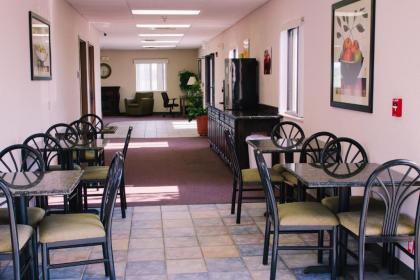 Americas Best Value Inn Fredonia - image 14