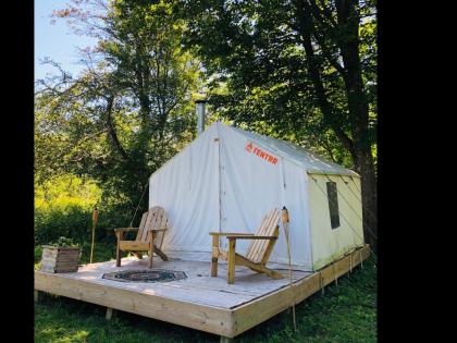 Luxury tents in Freedom Maine
