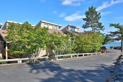 266 - Beachfront Condo - Mutiny Bay - image 8