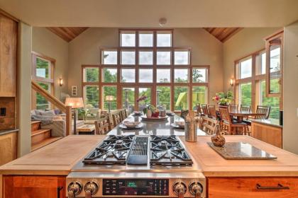 Gorgeous Whidbey Island Oasis with Deck and Hot Tub! - image 11