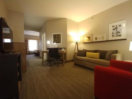 Country Inn & Suites by Radisson Freeport IL - image 12