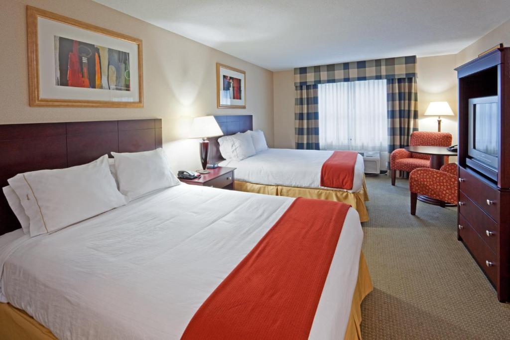 Holiday Inn Express Hotel & Suites Freeport an IHG Hotel - image 3