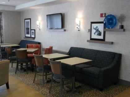 Hampton Inn Freeport/Brunswick - image 10