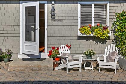 Heron Cottage on Casco Bay with Deck and Dock Access! - image 13