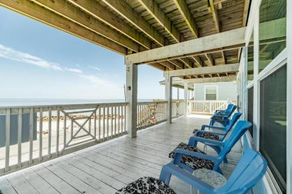 Annie by the Sea - Direct Oceanfront Views from Multi-Tiered Deck! - image 9