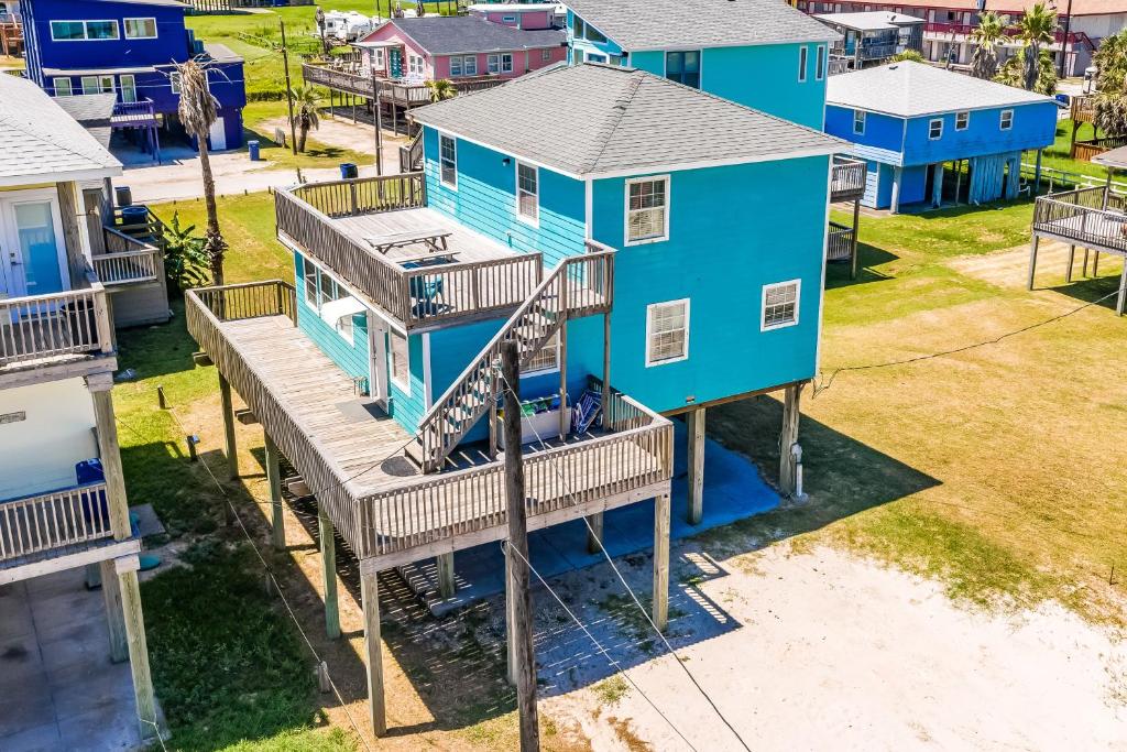 Sandy Cheeks Beach House - image 6