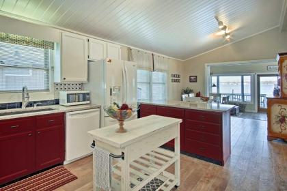 Lake George Cottage on the Lane with Dock and Kayaks! - image 12