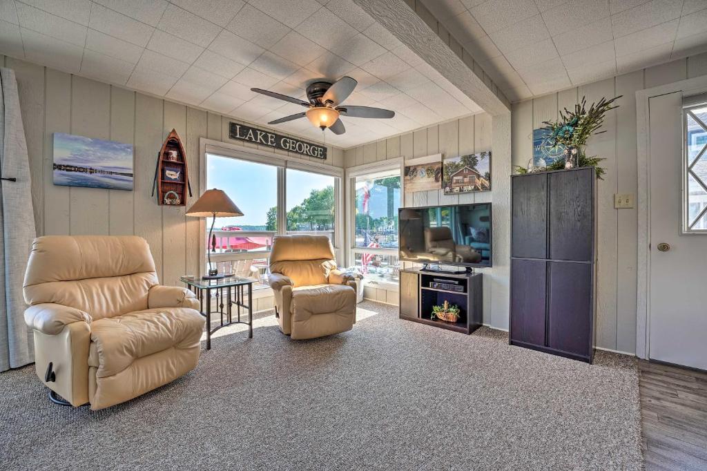 Lake George Cottage with Dock Fire Pit and Kayaks - image 3