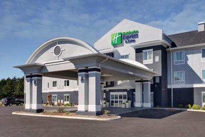 Holiday Inn Express  Suites North Fremont an IHG Hotel Ohio