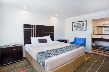 Travelodge by Wyndham Fresno Yosemite Area - image 6