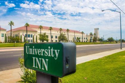 University Inn Fresno - image 11