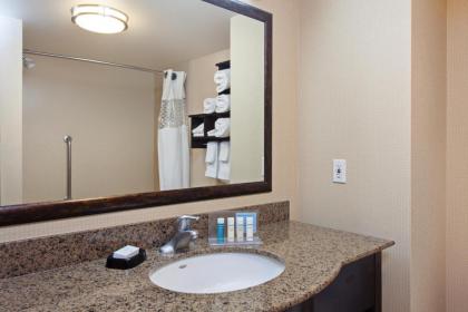 Hampton Inn & Suites Fresno - Northwest - image 12