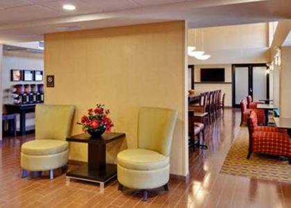 Hampton Inn & Suites Fresno - Northwest - image 4