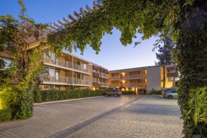San Joaquin Hotel SureStay Collection by Best Western Fresno