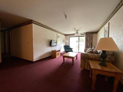 Friday Harbor Suites - image 12