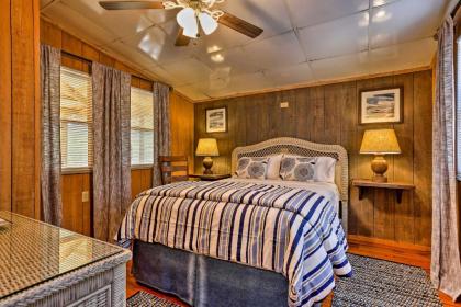 Cozy Hatteras Island Cottage 1 Mi to Frisco Beach! - image 14