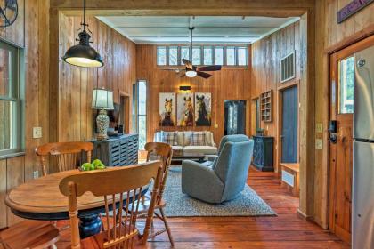 Outer Banks Island Cottage - 1 Mi to Frisco Beach! - image 1