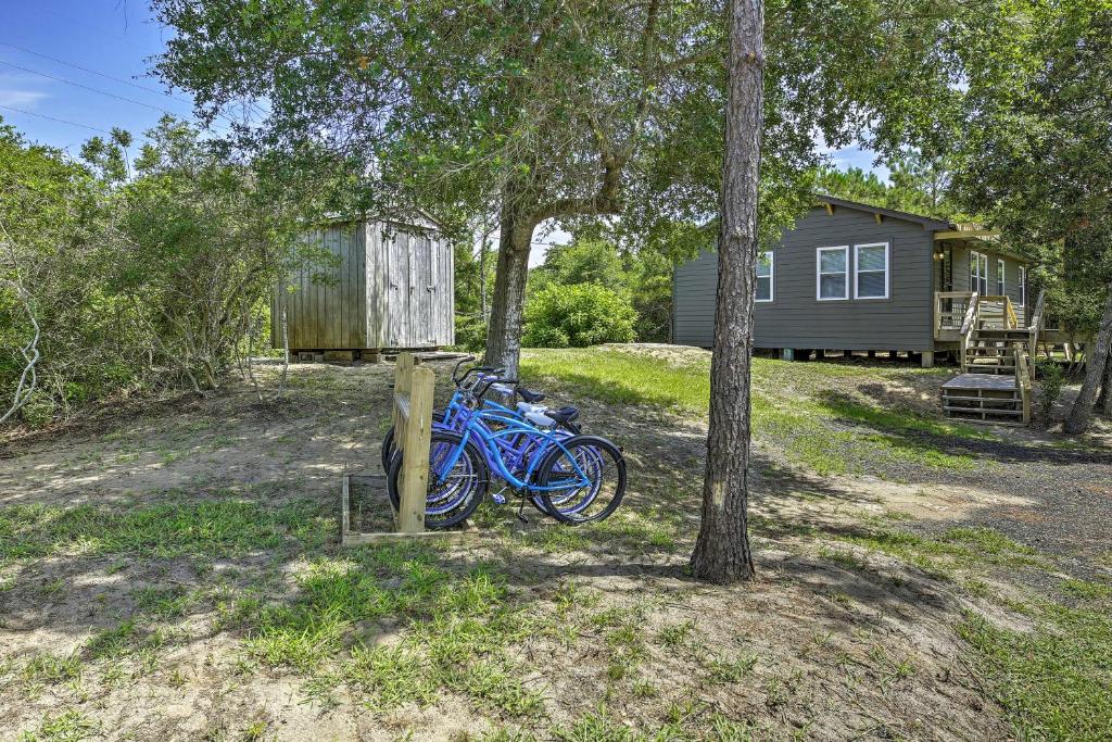 Cozy Cottage Less Than 2 Mi to Cape Hatteras Natl Shore! - image 4