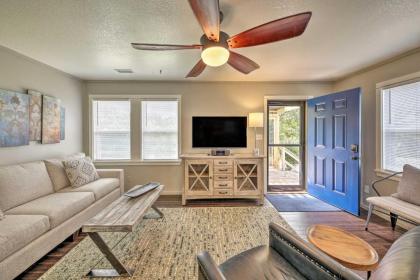 Cozy Cottage Less Than 2 Mi to Cape Hatteras Natl Shore! - image 7