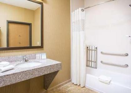 Hampton Inn & Suites Dallas/Frisco North-Fieldhouse USA - image 2