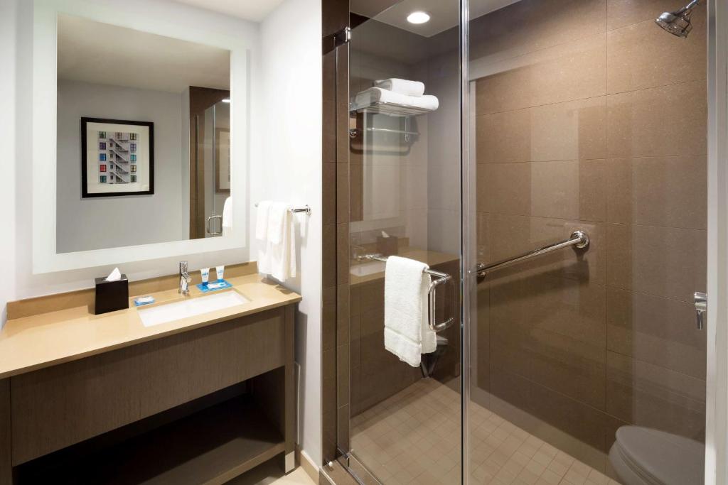 Hyatt House Dallas / Frisco - image 3