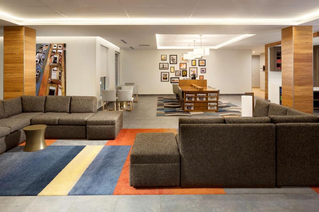 Hyatt House Dallas / Frisco - image 4