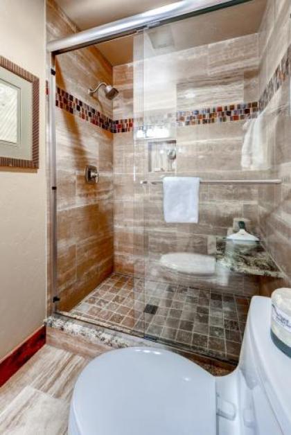 Studio Condo 318 in Historic Frisco at Cedars Lodge - image 3