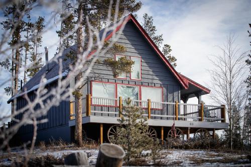 Two-Bedroom Cabin in Frisco - main image