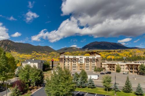 Timberline Cove Penthouse - image 2