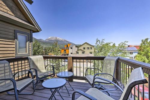 Downtown Frisco Home with Mtn View 11Mi to Ski Breck - main image