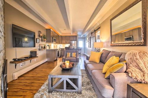 Modern Mtn Condo - 2 Blocks to Main Street Frisco! - main image