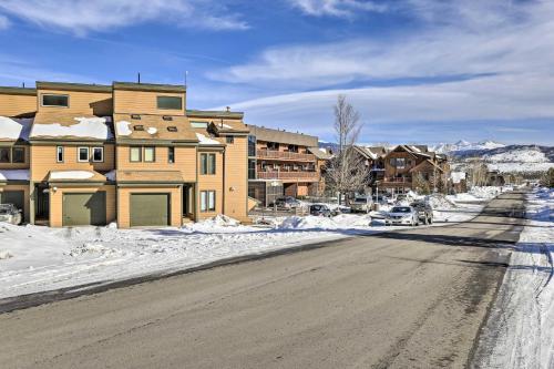 Updated Townhome Near Main Street 10 Mi to Breck! - image 5