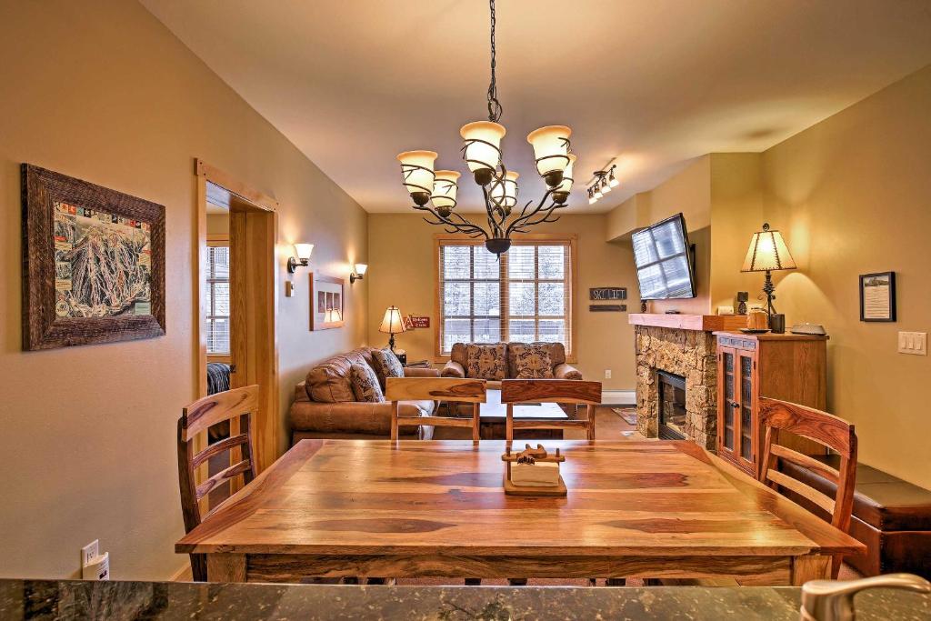 Copper Mtn Condo in Center Village - Walk to Lift! - image 4