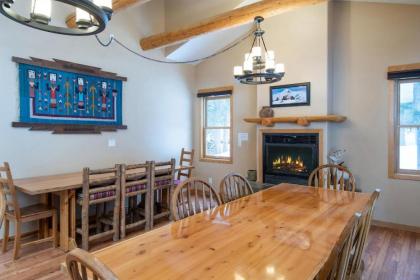 Rocky Mountain Outpost Home 8 Bedrooms Dog Friendly - image 10