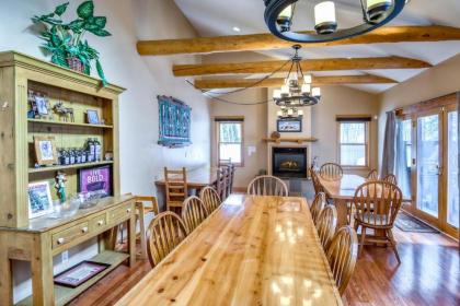 Rocky Mountain Outpost Home 8 Bedrooms Dog Friendly - image 9