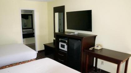 Regency Inn Pittsburg - image 9