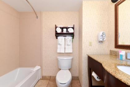 Hampton Inn & Suites Fruitland - image 15