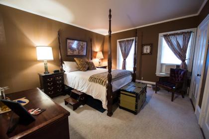 Admiral Peary Inn Bed & Breakfast - image 9