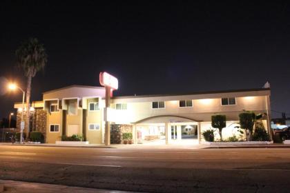 Grand Inn - image 9