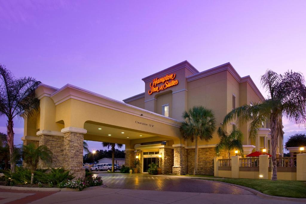 Hampton Inn & Suites Rockport-Fulton - image 2