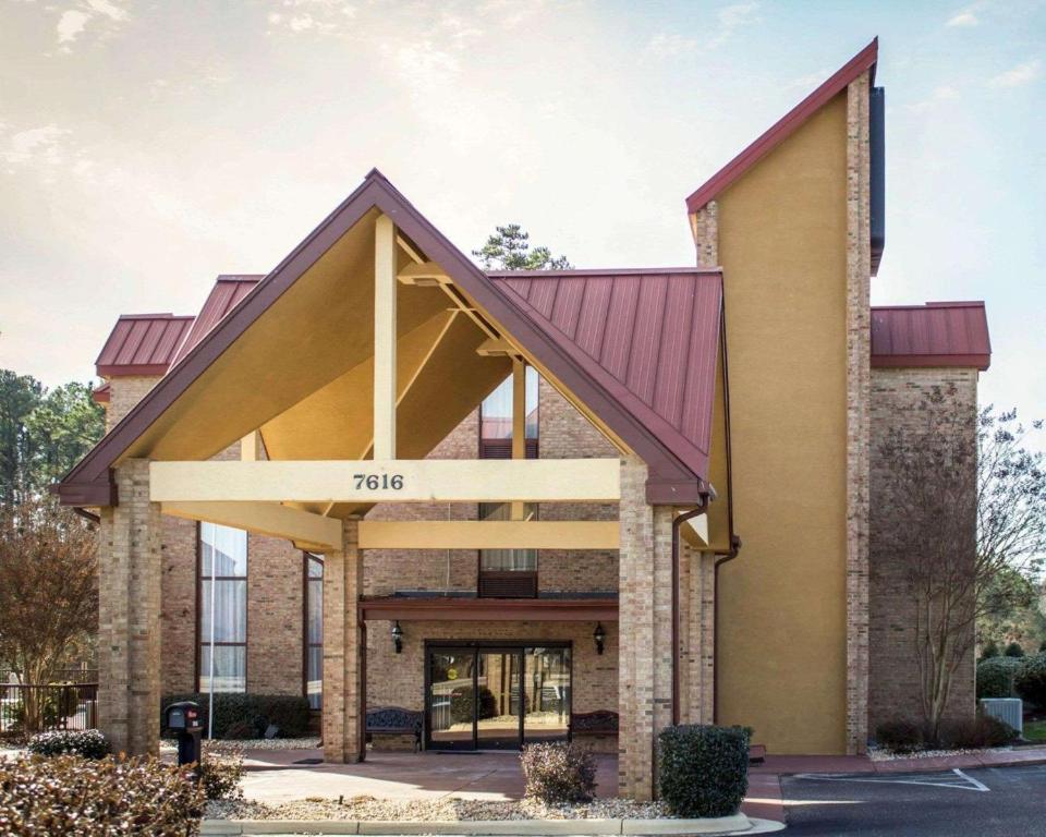 Comfort Inn & Suites Fuquay Varina - main image