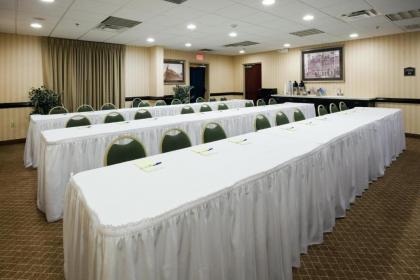 Holiday Inn Express Hotel & Suites- Gadsden an IHG Hotel - image 15