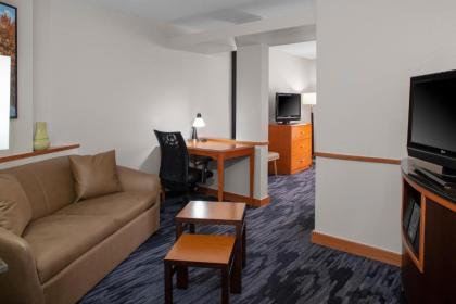 Fairfield Inn and Suites by Marriott Gadsden - image 13