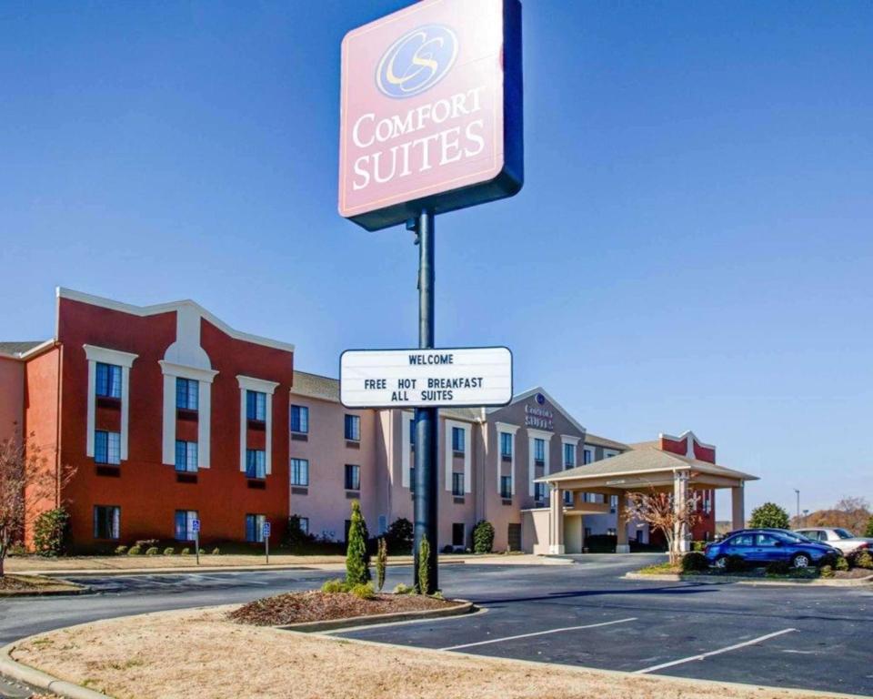 Comfort Suites Gadsden Attalla - main image