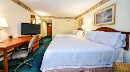 Hampton Inn Gaffney - image 11